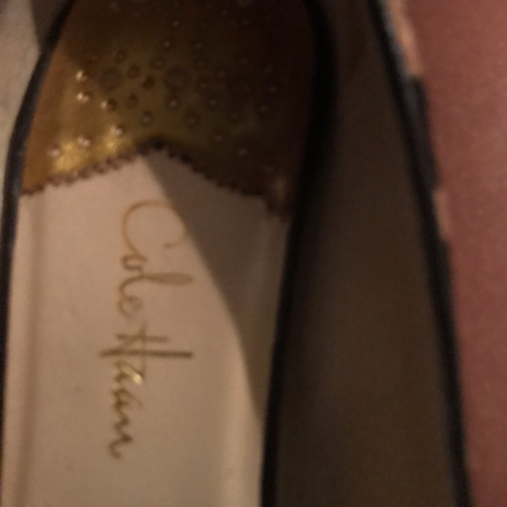 Heels - Picture 3 of 3